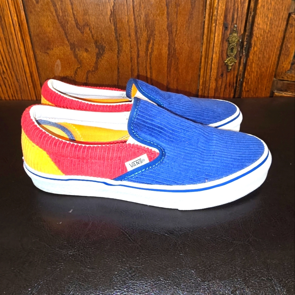 Mens yacht club multicolor corduroy 5.5 women 7.0